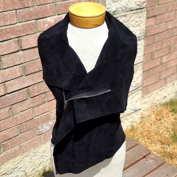 BCBGMaxAzria black faux suede moto vest - Picture 10 of 10